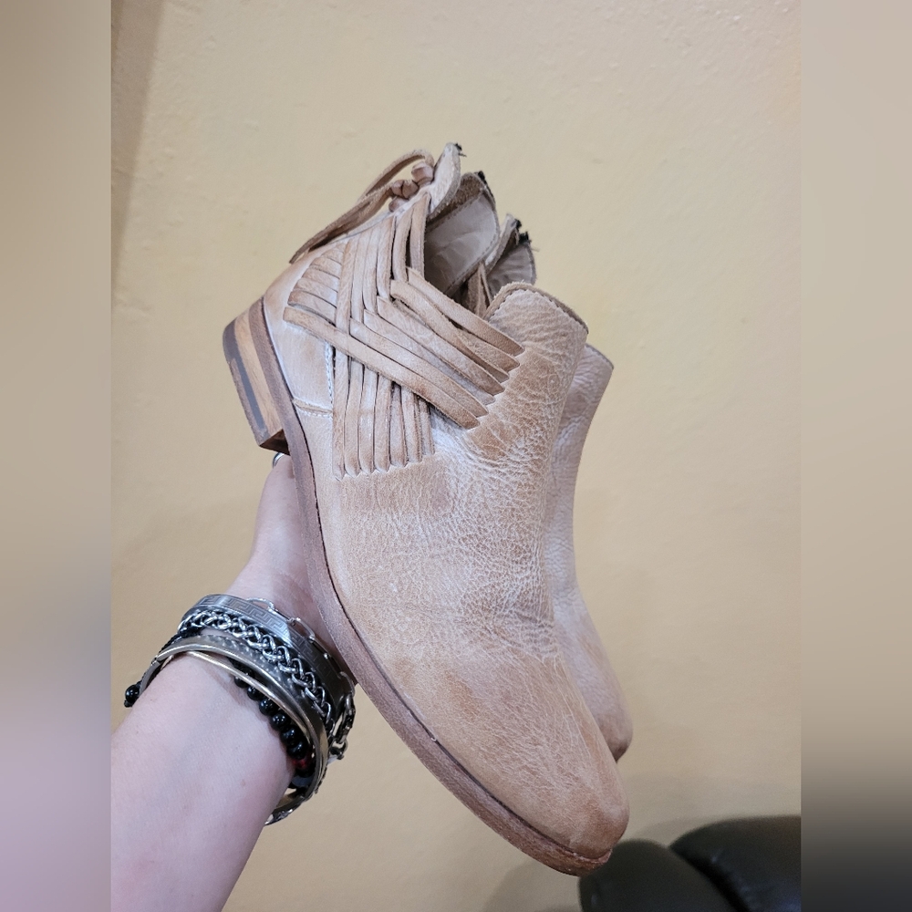 BASKE Tan Ankle Boots for Women